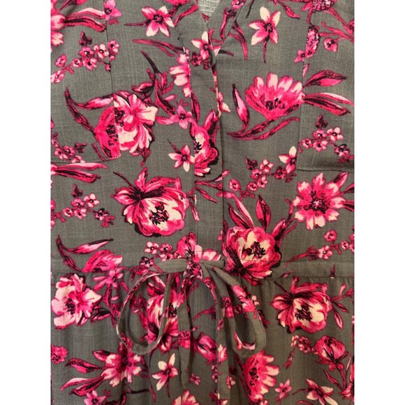 Torrid Plus Size 3X Floral Sleeveless Blouse Gray Pink - Picture 13 of 16